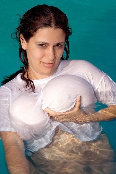 Tonia84 from California,United States